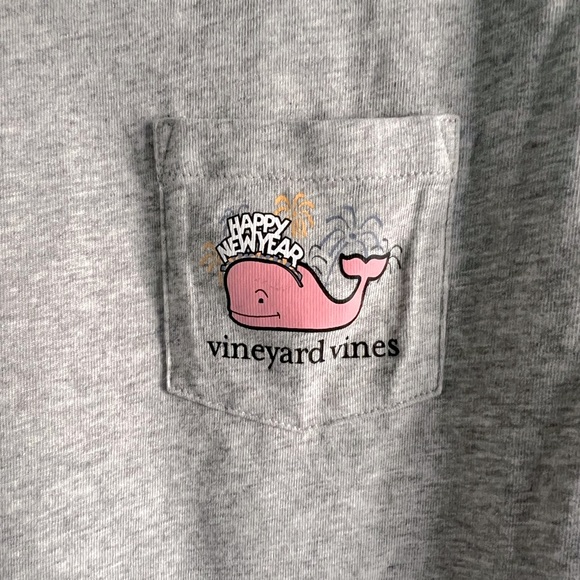 VINEYARD VINES Happy New Year Womens long sleeve graphic tshirt, size XS, NWT - Picture 6 of 7